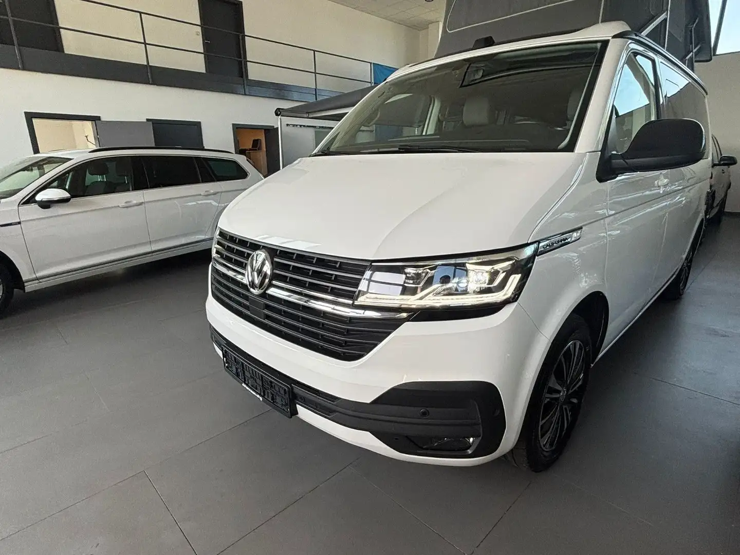 Volkswagen T6 California T6.1 California Ocean Edition AID/ACC/STHZ/KAM Wit - 1