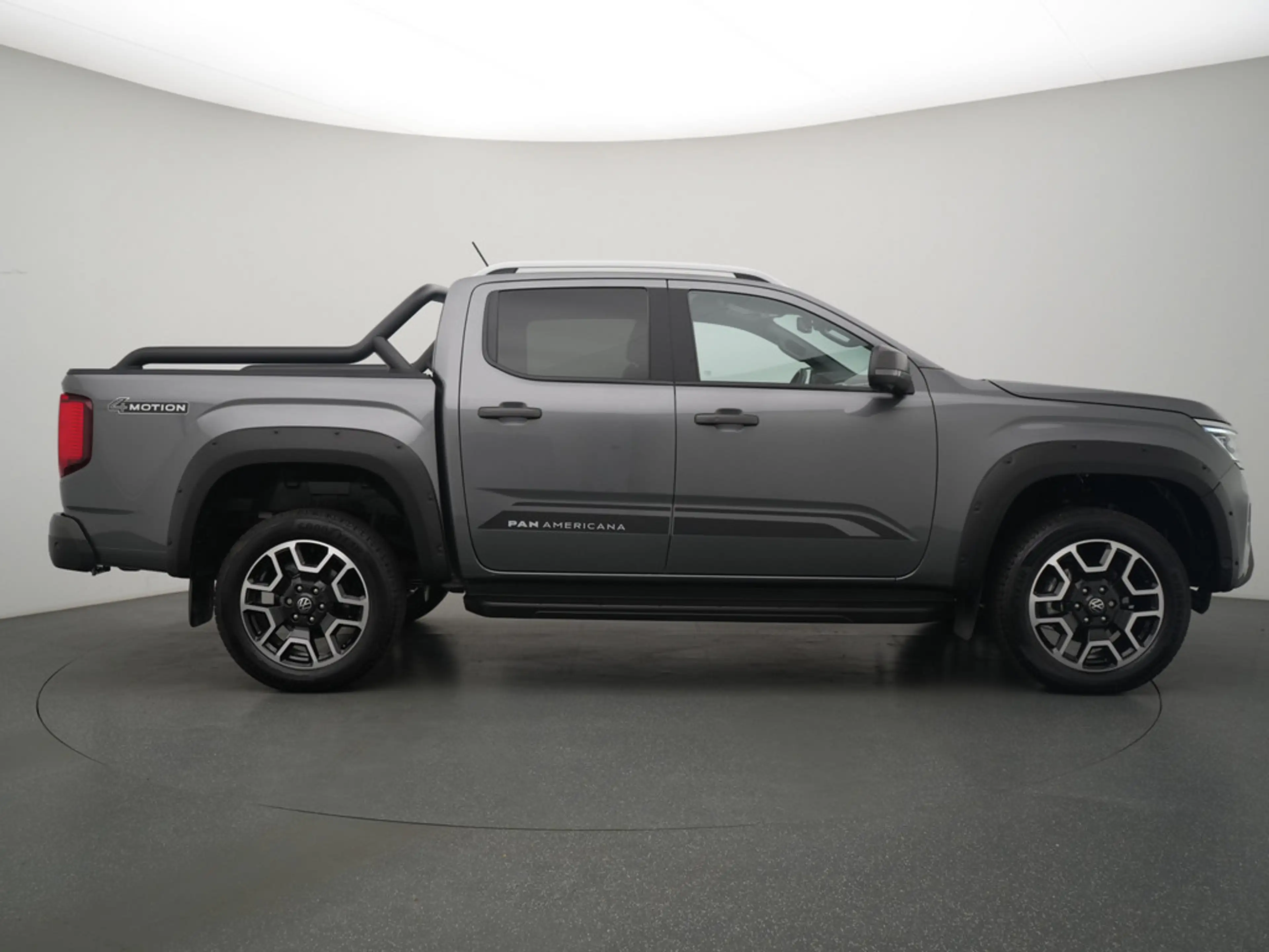 Volkswagen Amarok PanAmericana MATRIX LEDER STANDHZ AHK — photo 3