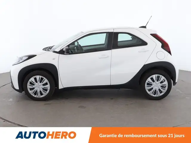 Toyota Aygo X view 3