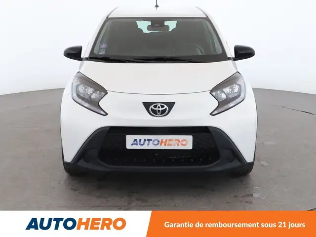 Toyota Aygo X view 9