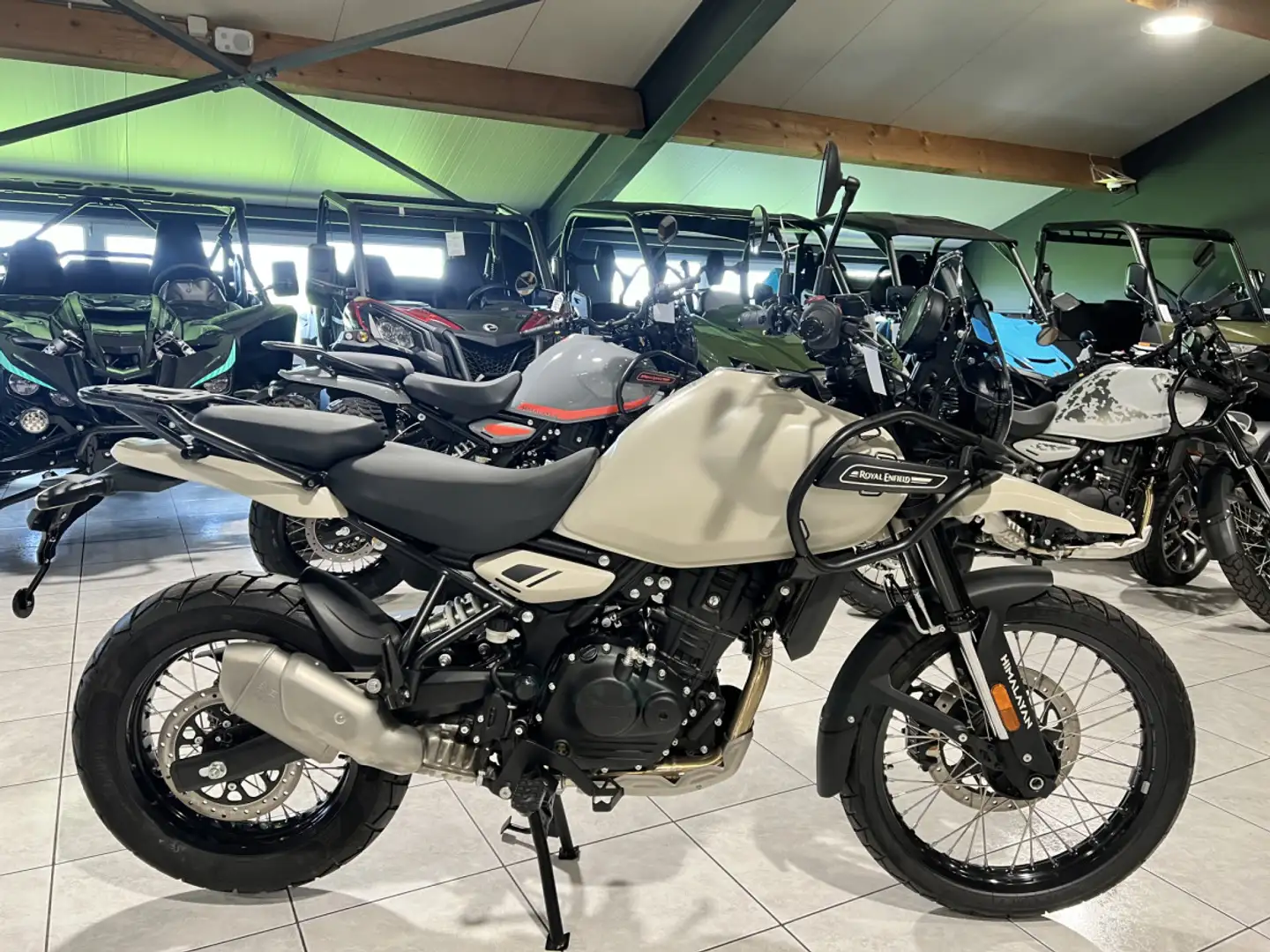 Royal Enfield Himalayan 450 KAZA BROWN Bej - 1