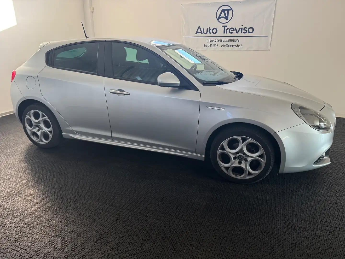 Alfa Romeo Giulietta Giulietta 1.6 JTDm 120 CV Super Grigio - 2