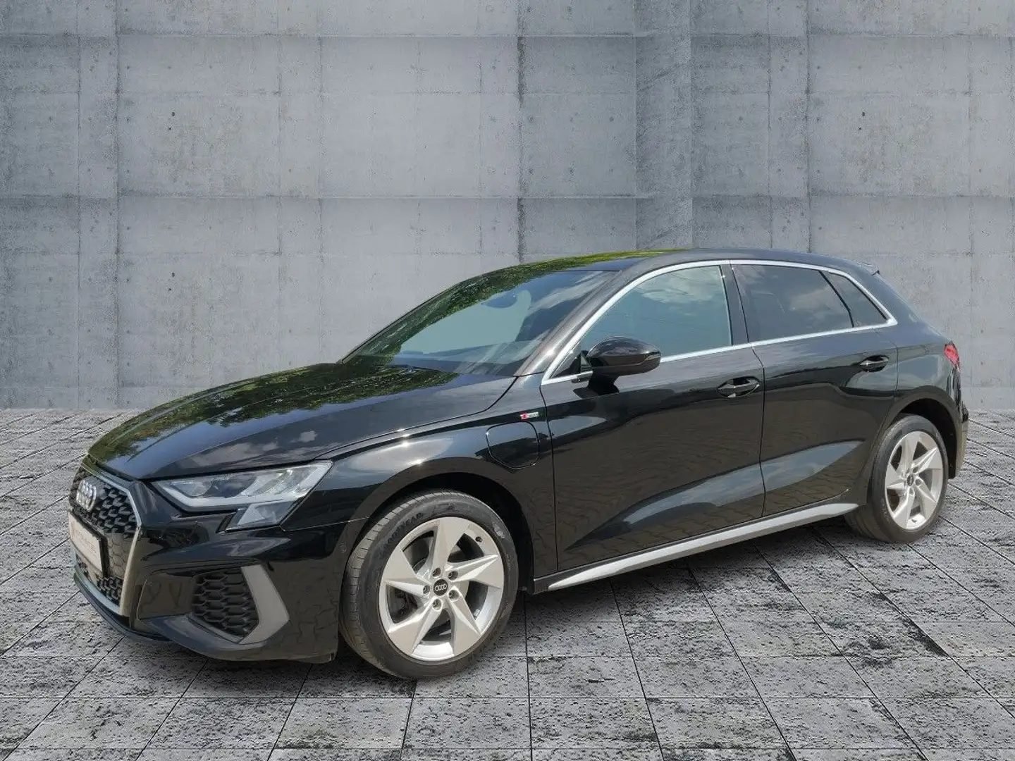 Audi A3 40 TFSI e S-TR S-LINE NAVI+RFK+ACC Schwarz - 2