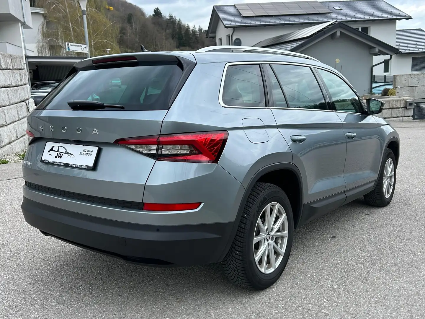 Skoda Kodiaq Kodiaq 2,0 TDI DSG *Garantie* Grau - 2