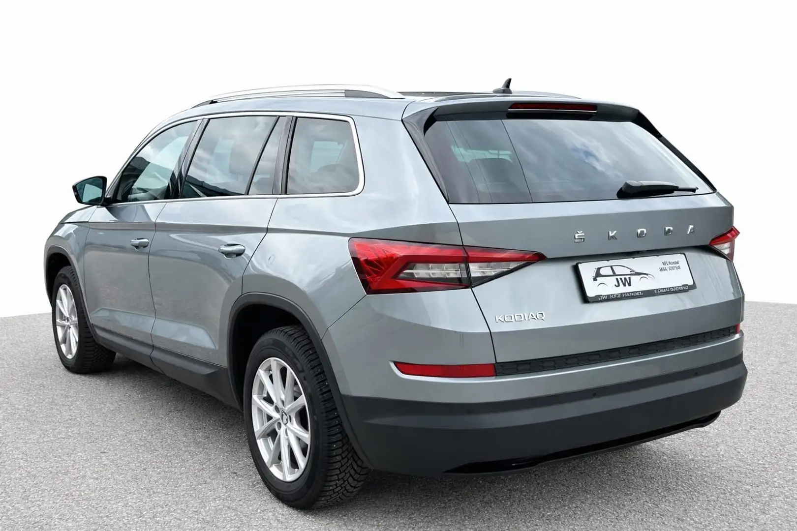 Skoda Kodiaq Kodiaq 2,0 TDI DSG *Garantie* Grau - 2