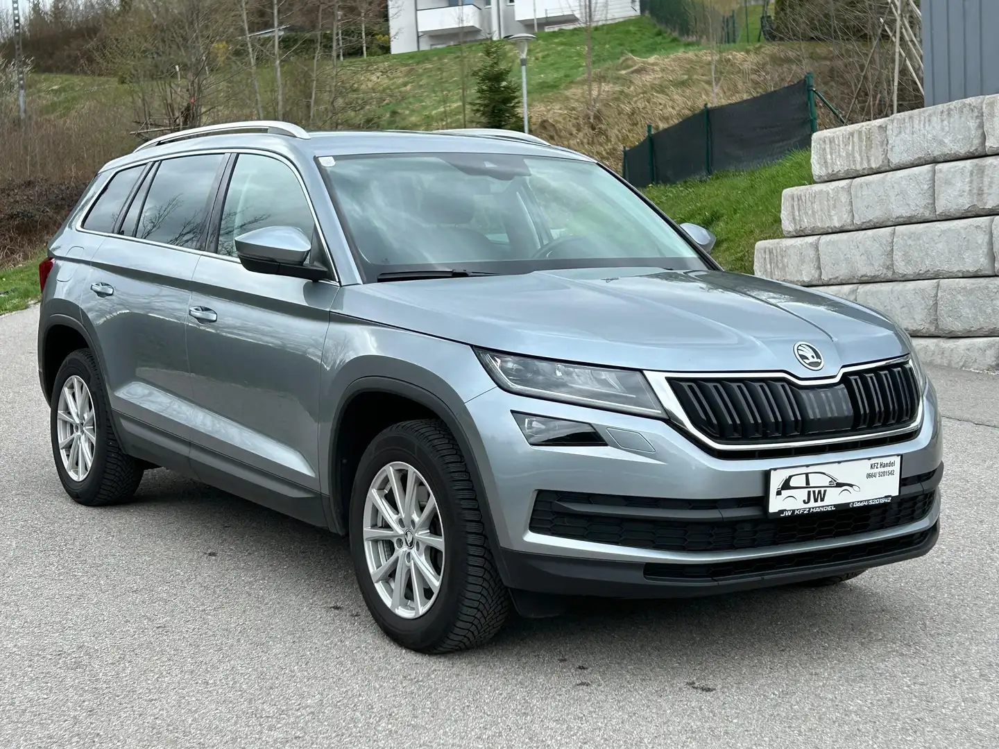 Skoda Kodiaq Kodiaq 2,0 TDI DSG *Garantie* Grau - 1