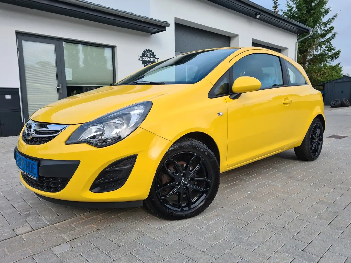 Opel Corsa D Edition*ALU*SHZ*LRH*Tempomat*56000 Km* Gelb - 1
