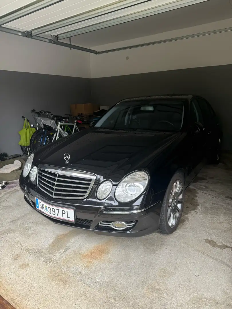 Mercedes-Benz E 200 W211 / Avantgarde Sport CDI Schwarz - 1