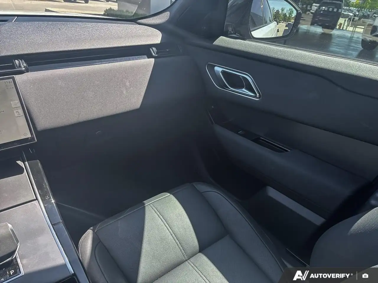 Land Rover Range Rover Velar снимка Land Rover Range Rover Velar