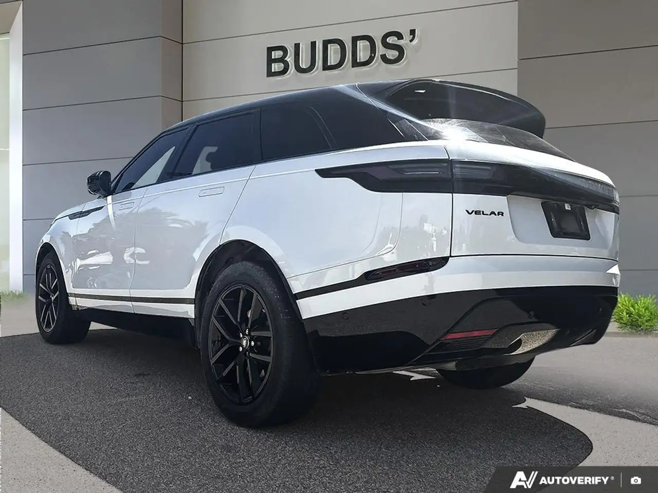 Land Rover Range Rover Velar снимка Land Rover Range Rover Velar
