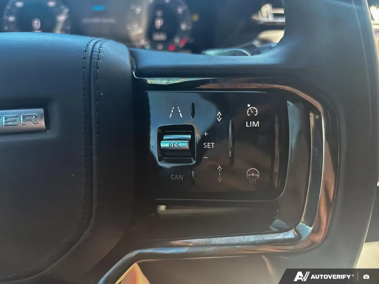 Land Rover Range Rover Velar снимка Land Rover Range Rover Velar
