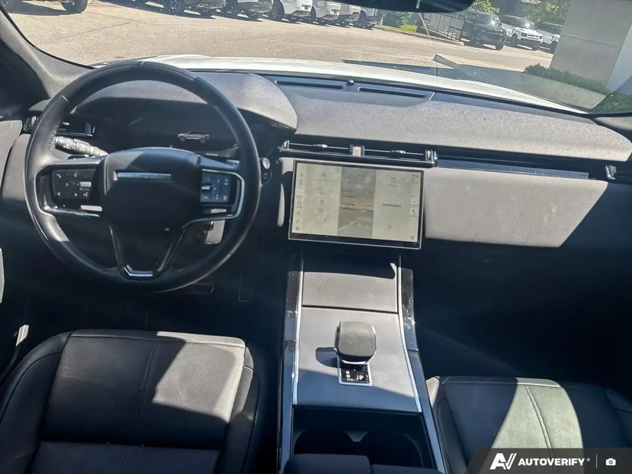 Land Rover Range Rover Velar снимка Land Rover Range Rover Velar