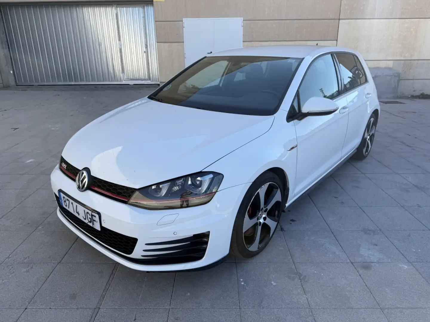 Volkswagen Golf GTI 2.0 TSI Performance DSG 230 Weiß - 1