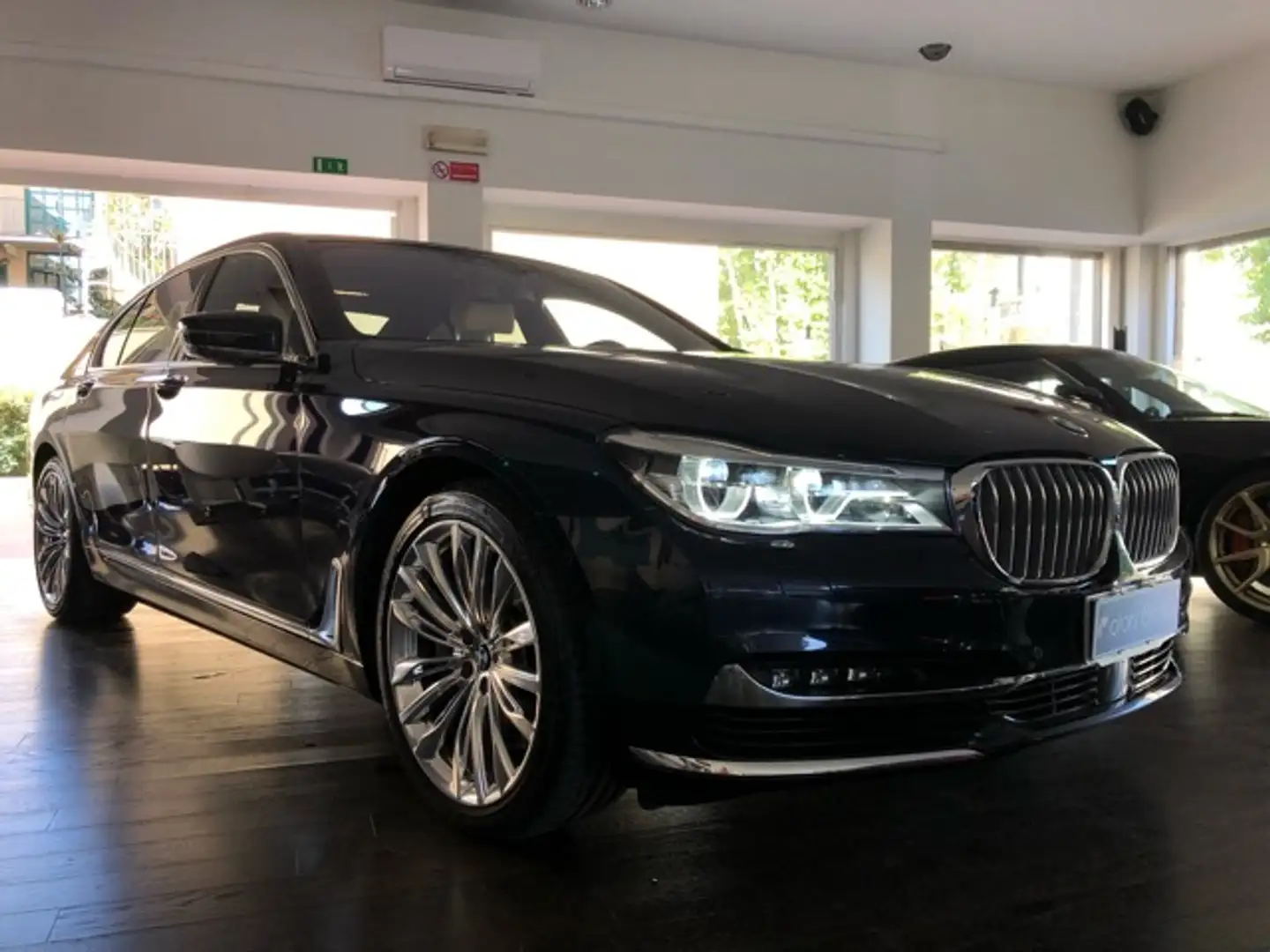 BMW 740 740e  (G11/G12) xDrive Eccelsa *Tetto *Full Blu/Azzurro - 2