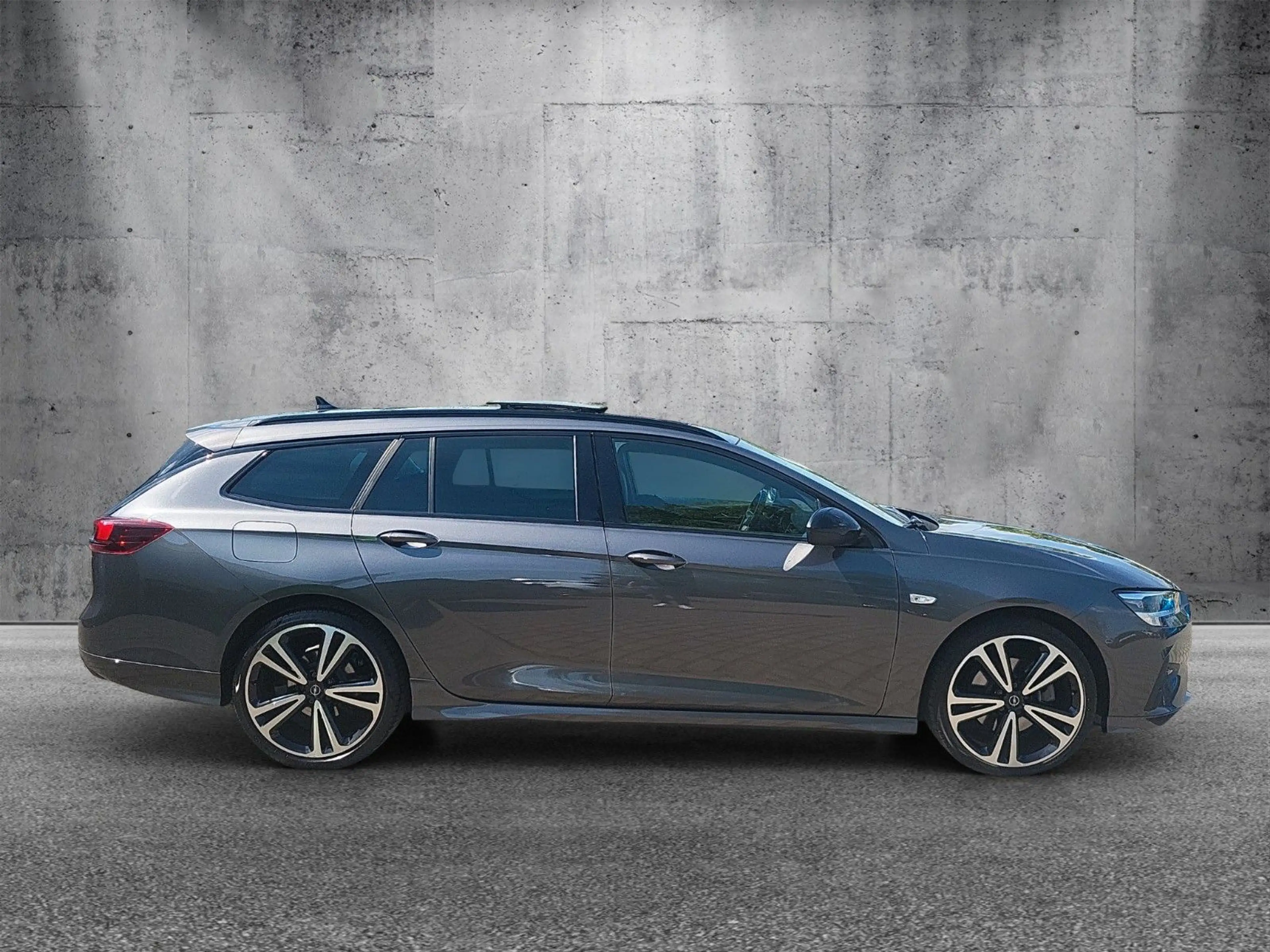 Opel Insignia B ST Premium "Ultimate" 1-Hand/Panorama — photo 8