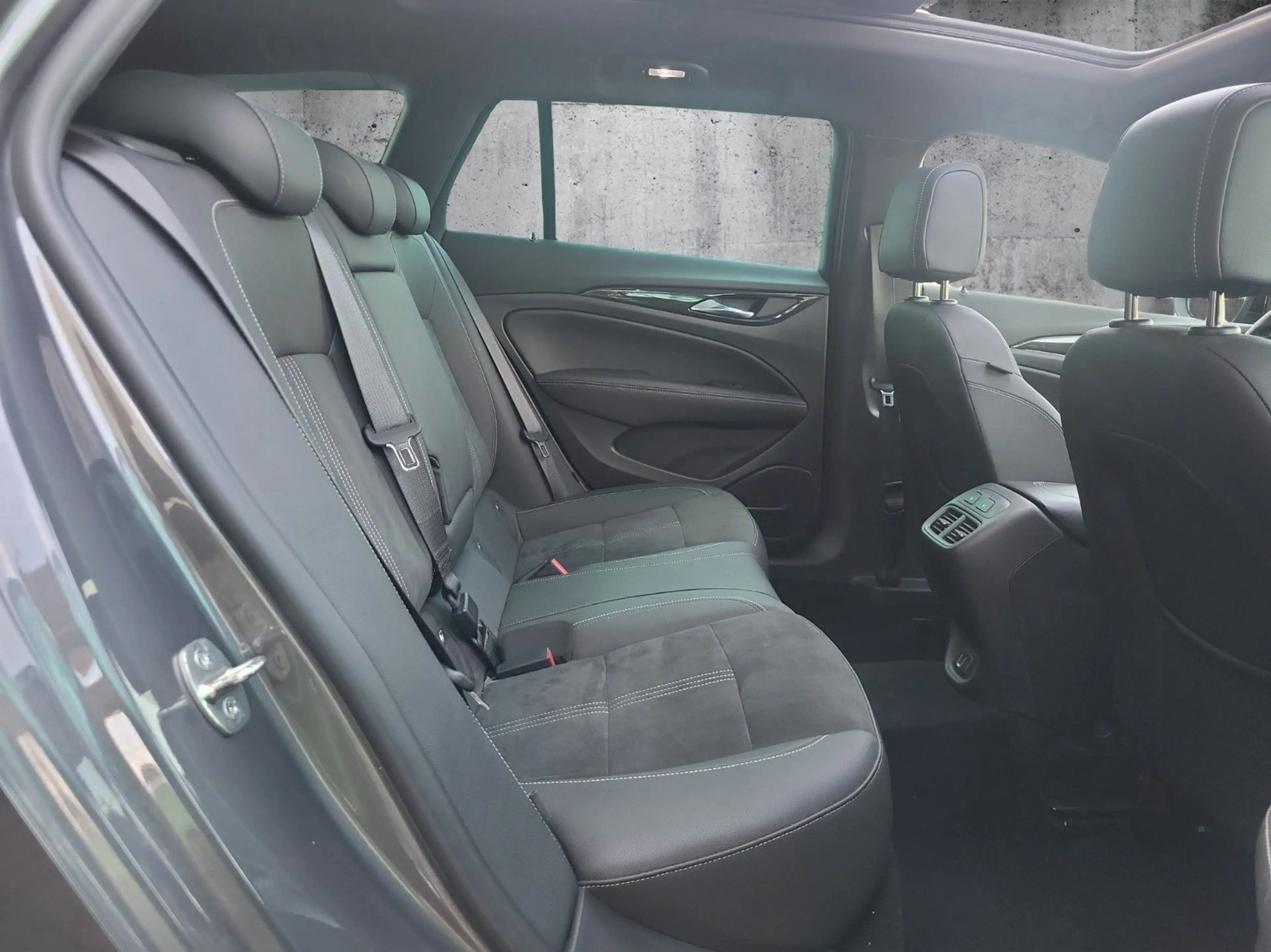 Opel Insignia B ST Premium "Ultimate" 1-Hand/Panorama — photo 27