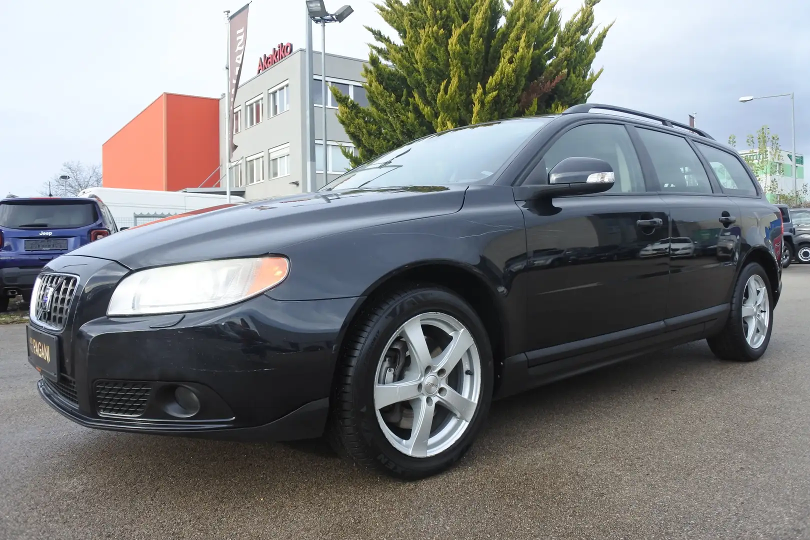 Volvo V70 V70 D5 Summum Geartronic Aut./LEDER/SERVICE - 1