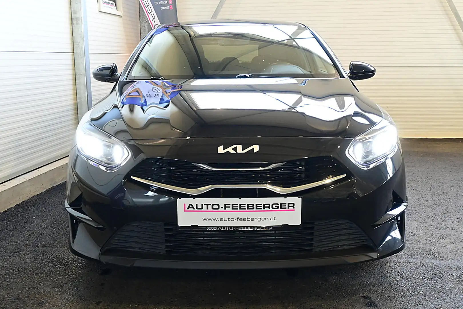 Kia Ceed / cee'd ceed 1,0 T-GDI GPF Silber, Style-Paket,Bi-LED,1... Schwarz - 2