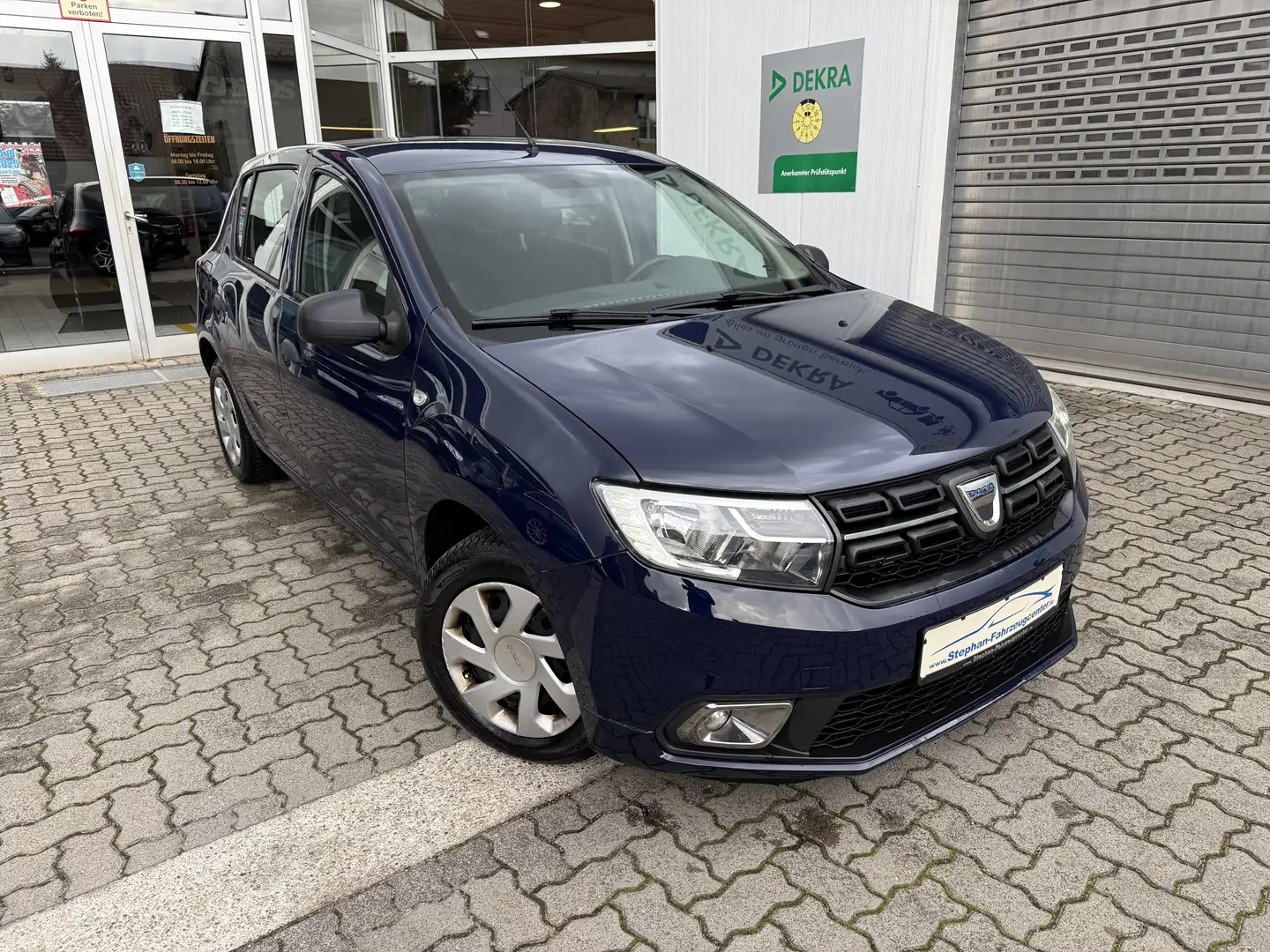 Dacia Sandero Ambiance 5trg. mit Klimaanlage/ZV/EFH/ABS/Allwette Bleu - 1