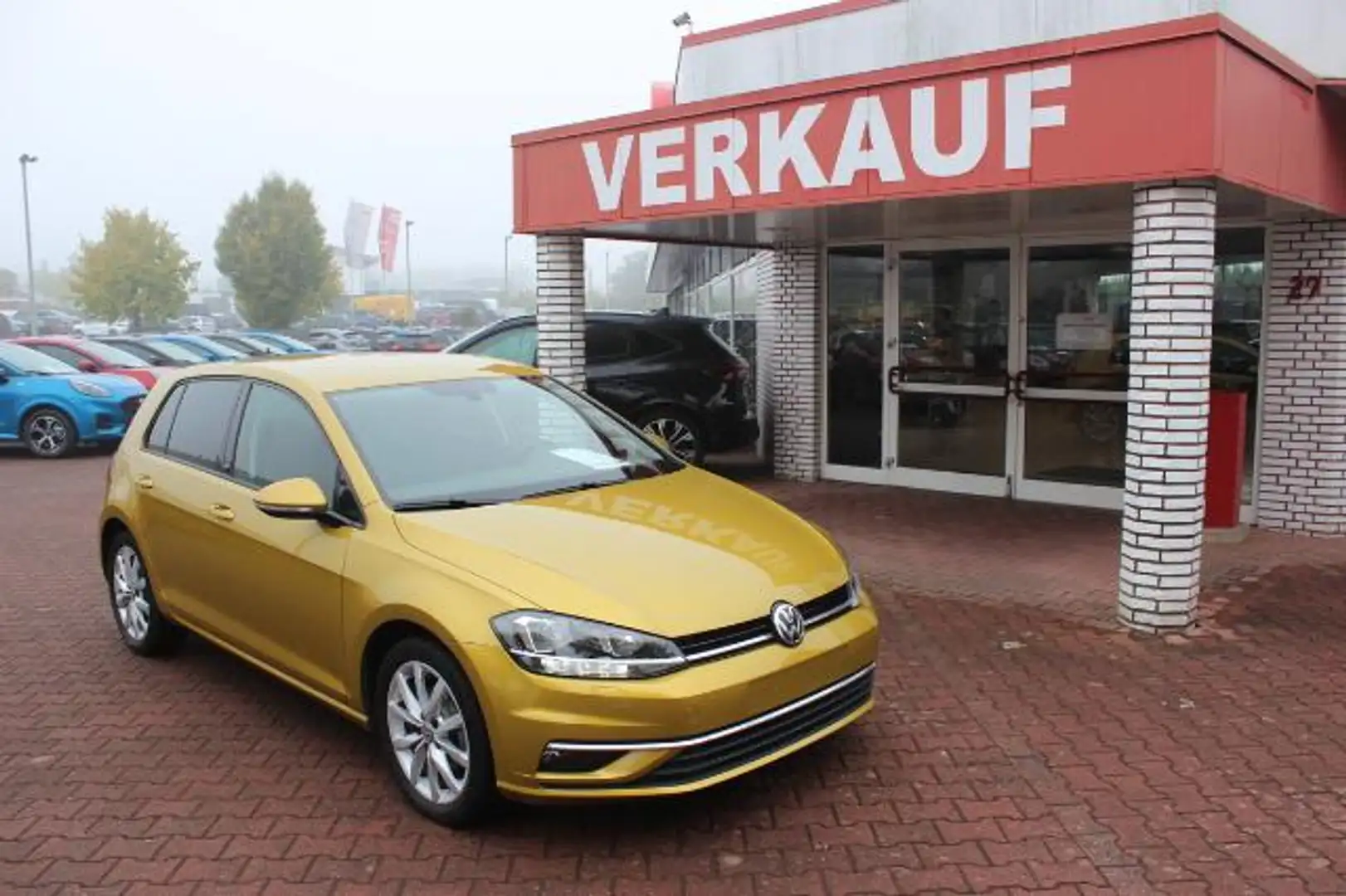 Volkswagen Golf Sound-Tempomat-Sitzh. 17" Alu mit GJR Gelb - 2