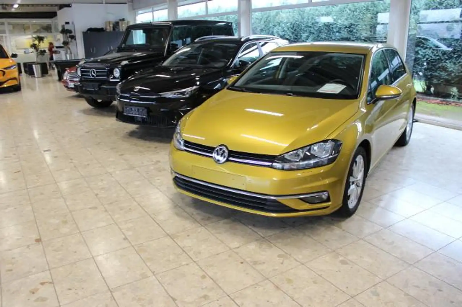 Volkswagen Golf Sound-Tempomat-Sitzh. 17" Alu mit GJR Gelb - 1