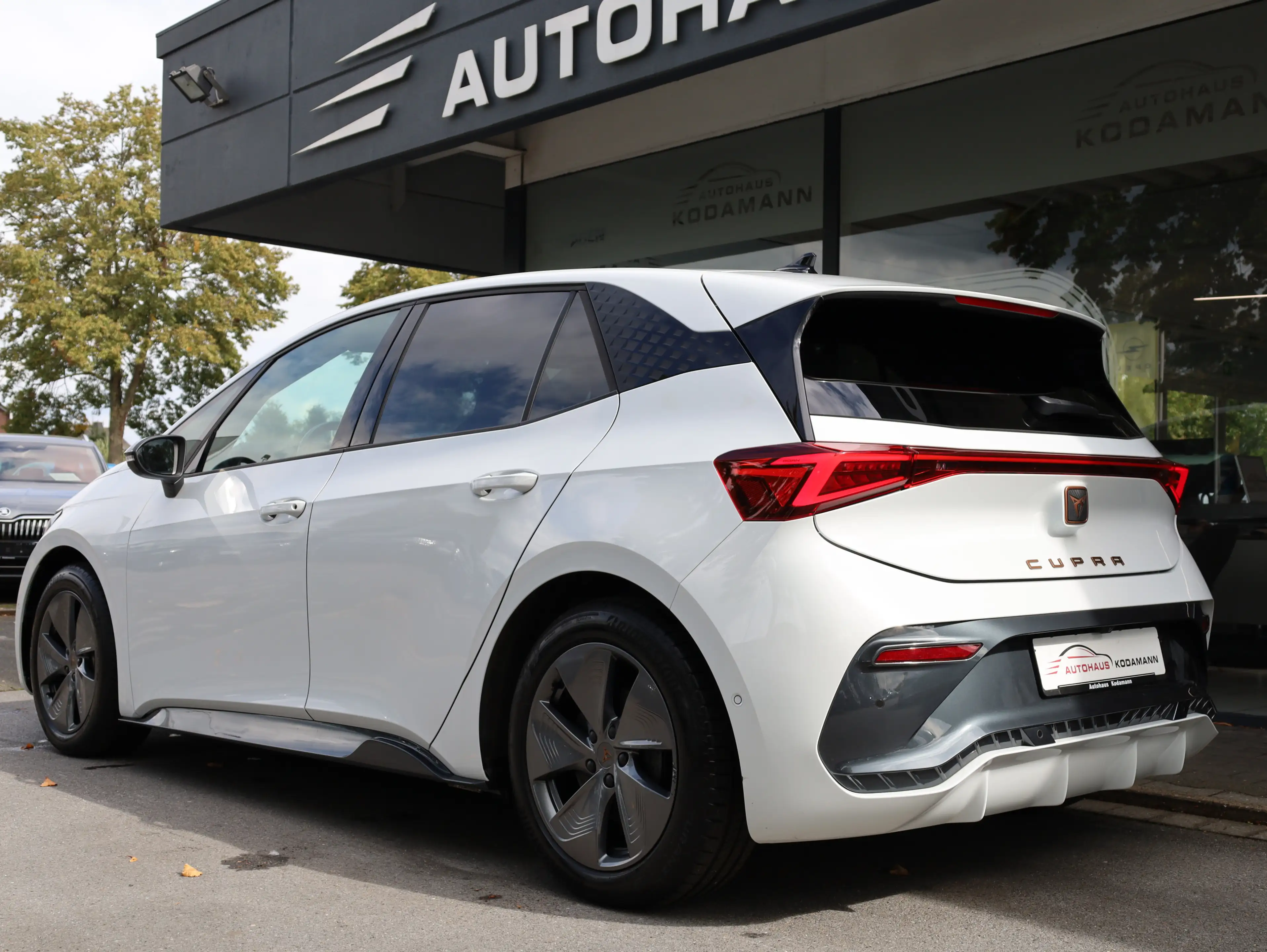 CUPRA Born 150 kW*ACC*Kamera*Parkassistent*Wärmepumpe* — photo 6