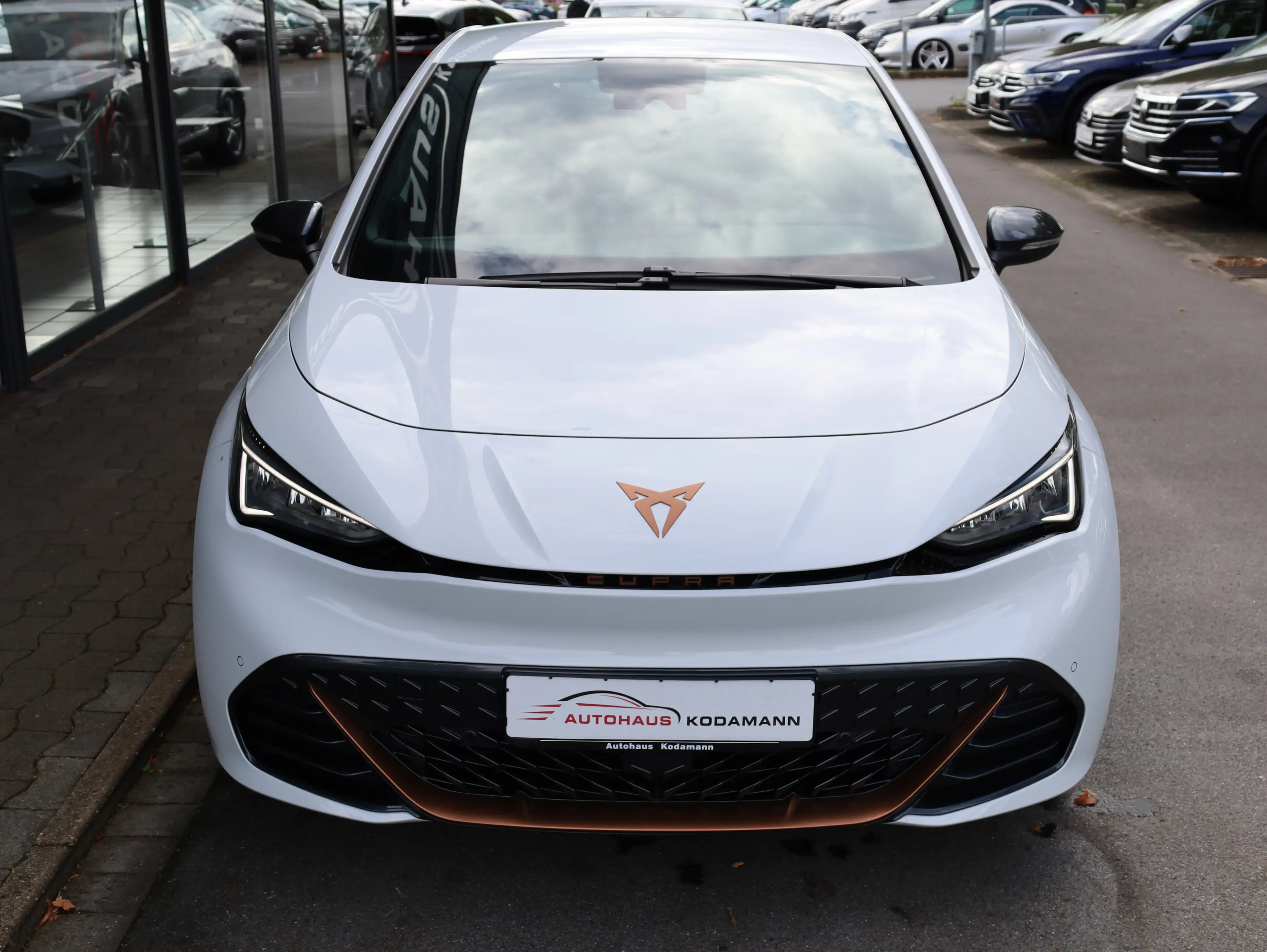 CUPRA Born 150 kW*ACC*Kamera*Parkassistent*Wärmepumpe* — photo 2