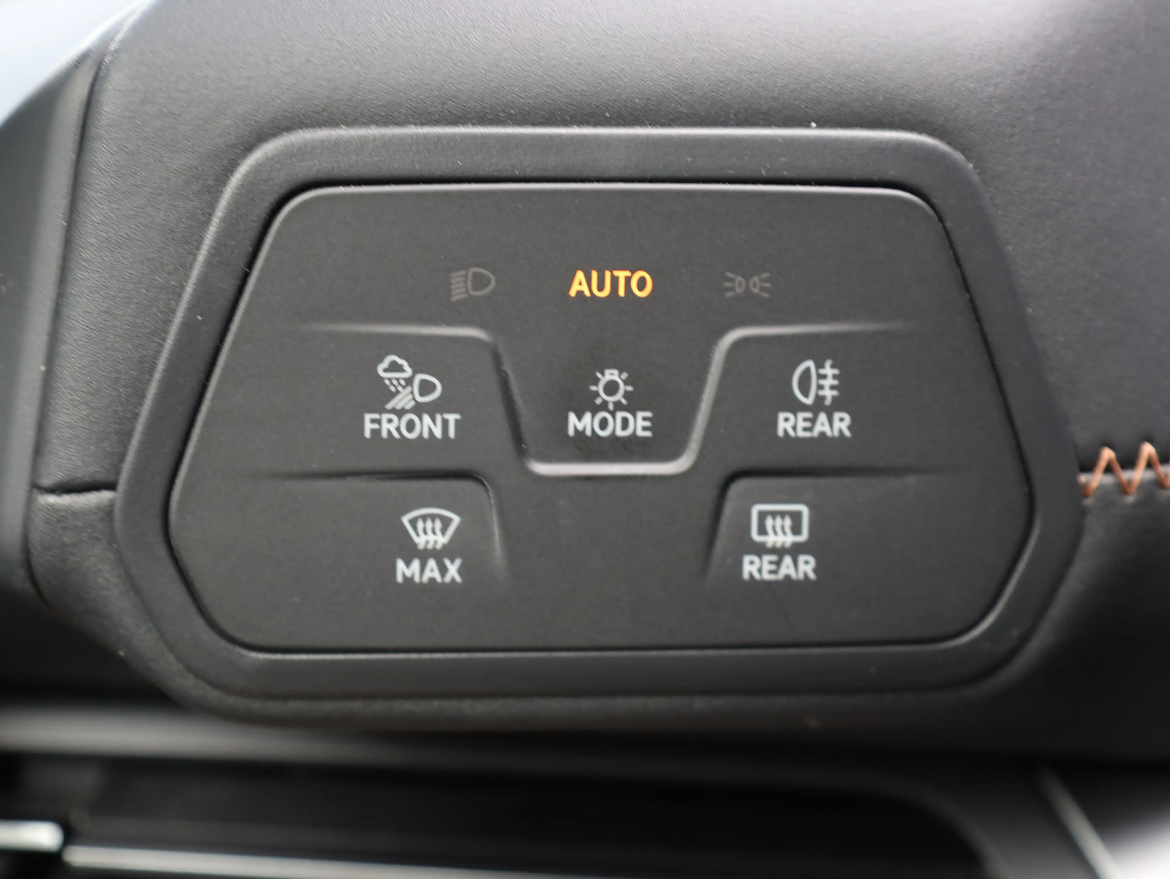 CUPRA Born 150 kW*ACC*Kamera*Parkassistent*Wärmepumpe* — photo 16