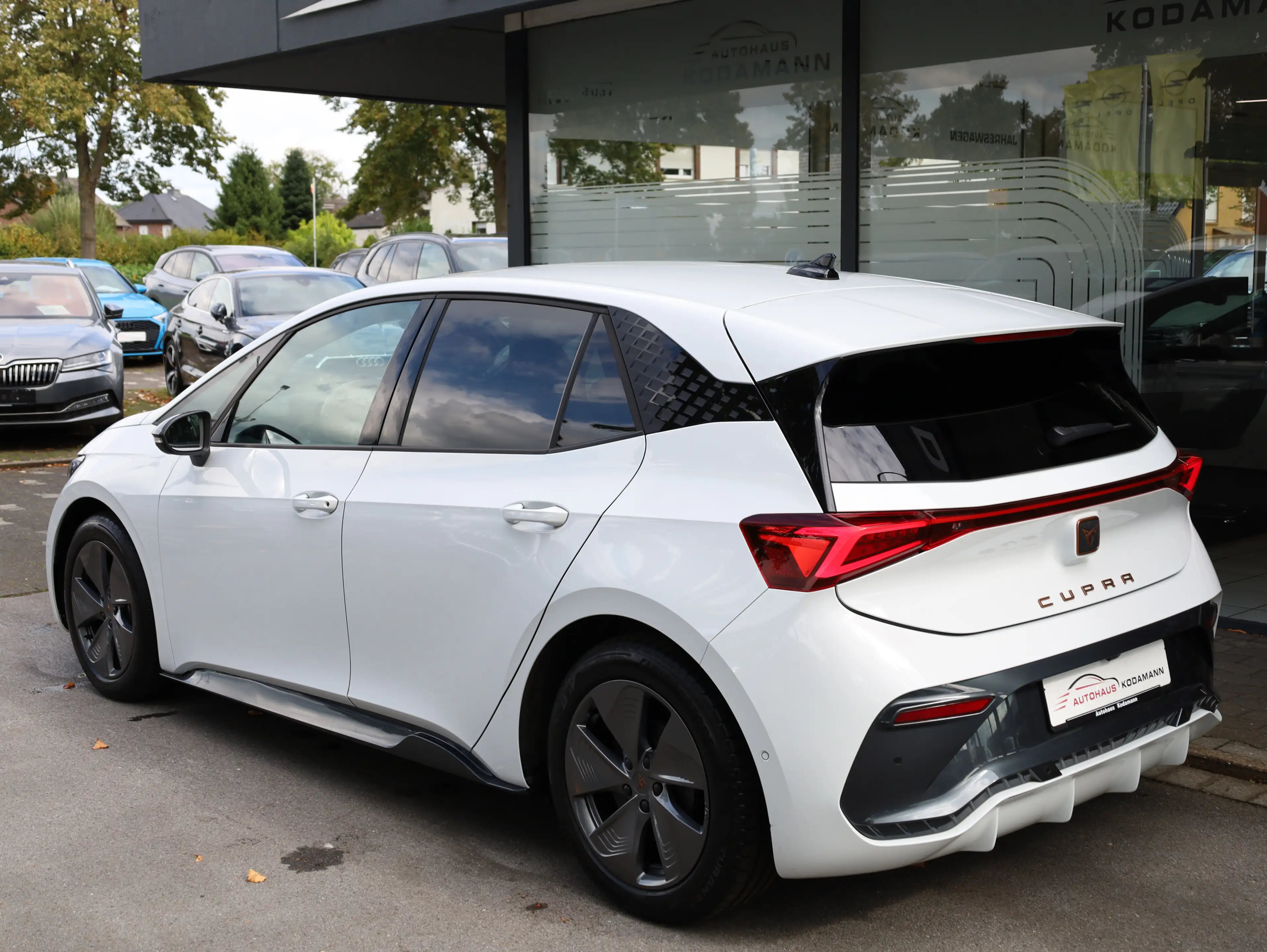 CUPRA Born 150 kW*ACC*Kamera*Parkassistent*Wärmepumpe* — photo 5