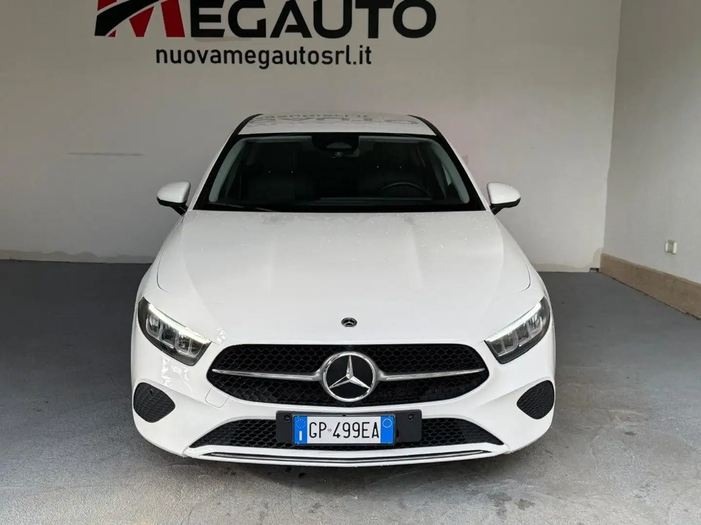Mercedes-Benz A 180 d Automatic Sport Bianco - 2