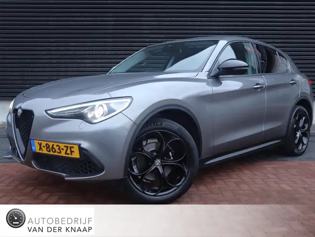 Alfa Romeo Stelvio 2.0 T AWD Super Q4 | Clima | Cruise | Carplay/Andr