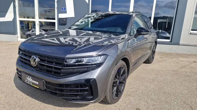 Volkswagen Touareg 4Motion V6 TSI eHybrid PHEV '''' R-LINE '''' Ansicht 3