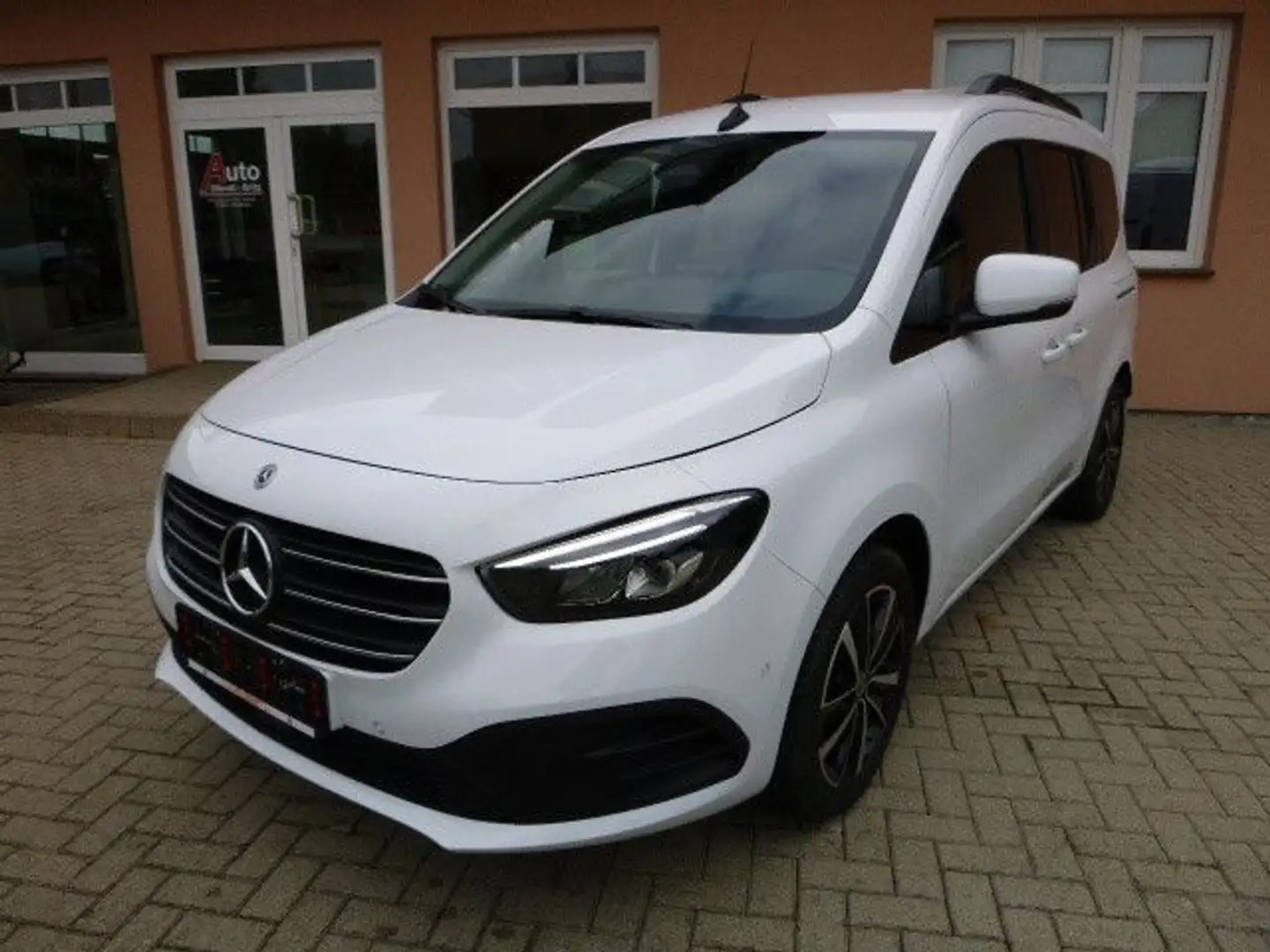 Mercedes-Benz T-Class 180 Edition Blanc - 1