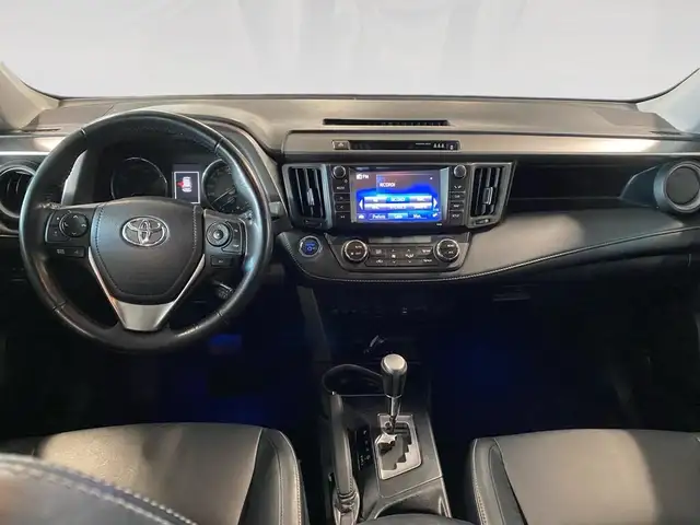 Toyota RAV4 view 6