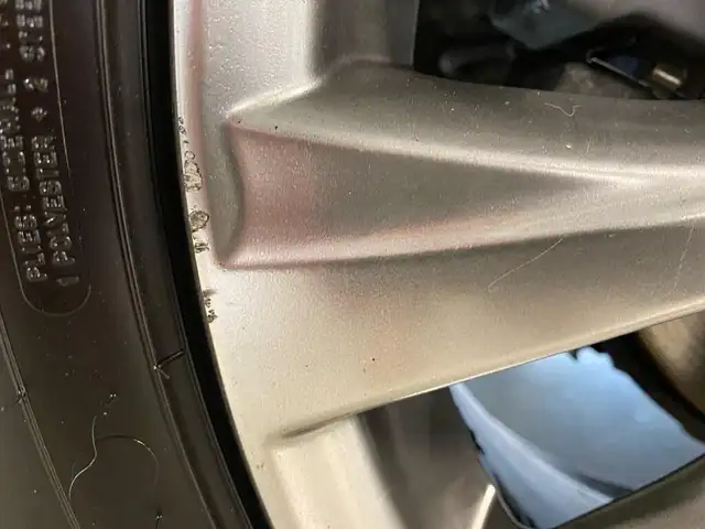 Toyota RAV4 view 27