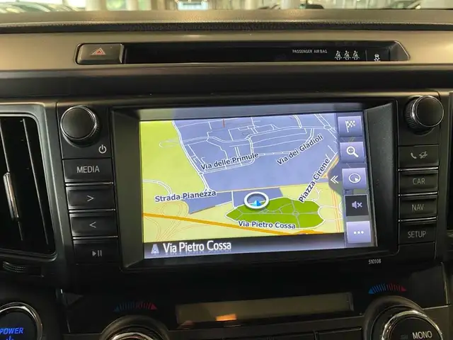 Toyota RAV4 view 10