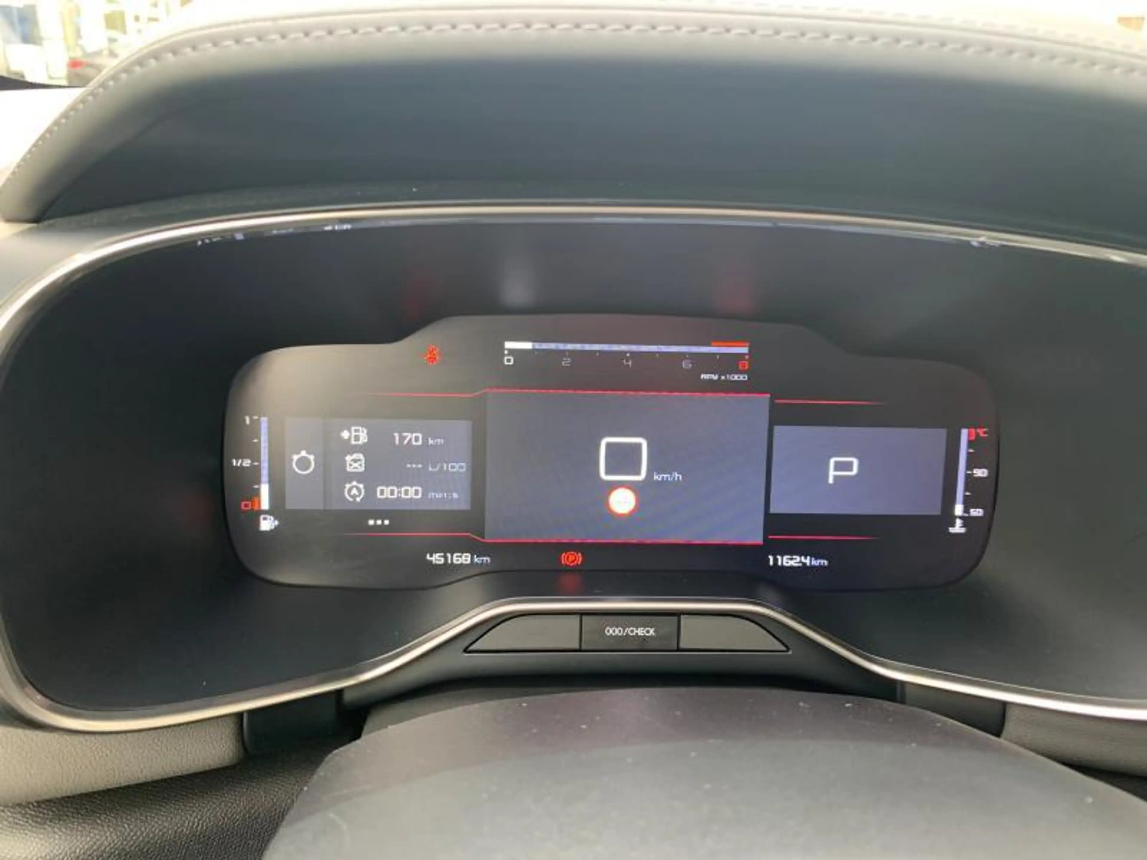Citroen C5 Aircross Shine — photo 10