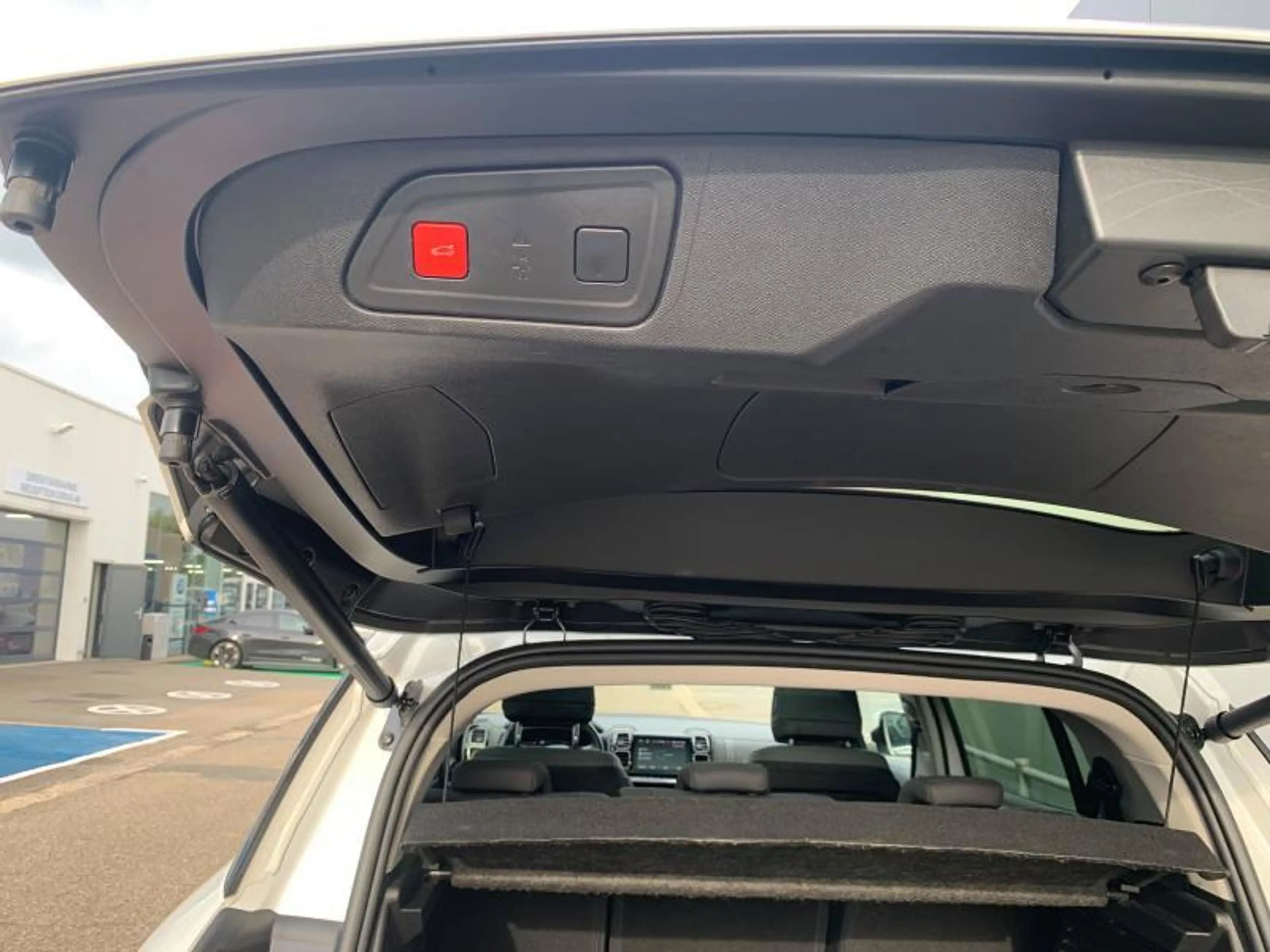 Citroen C5 Aircross Shine — photo 14