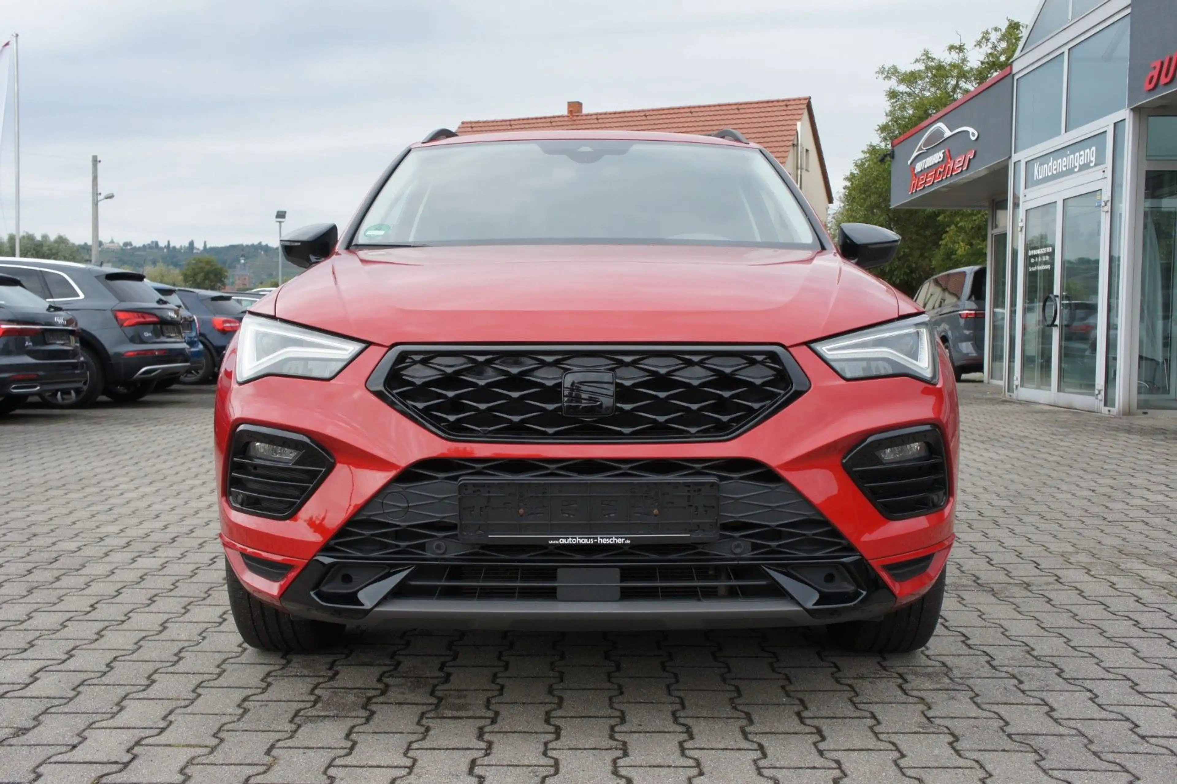 SEAT Ateca FR 2.0 TDI 4Drive DSG *LED*STANDHZG*AHK* — photo 3