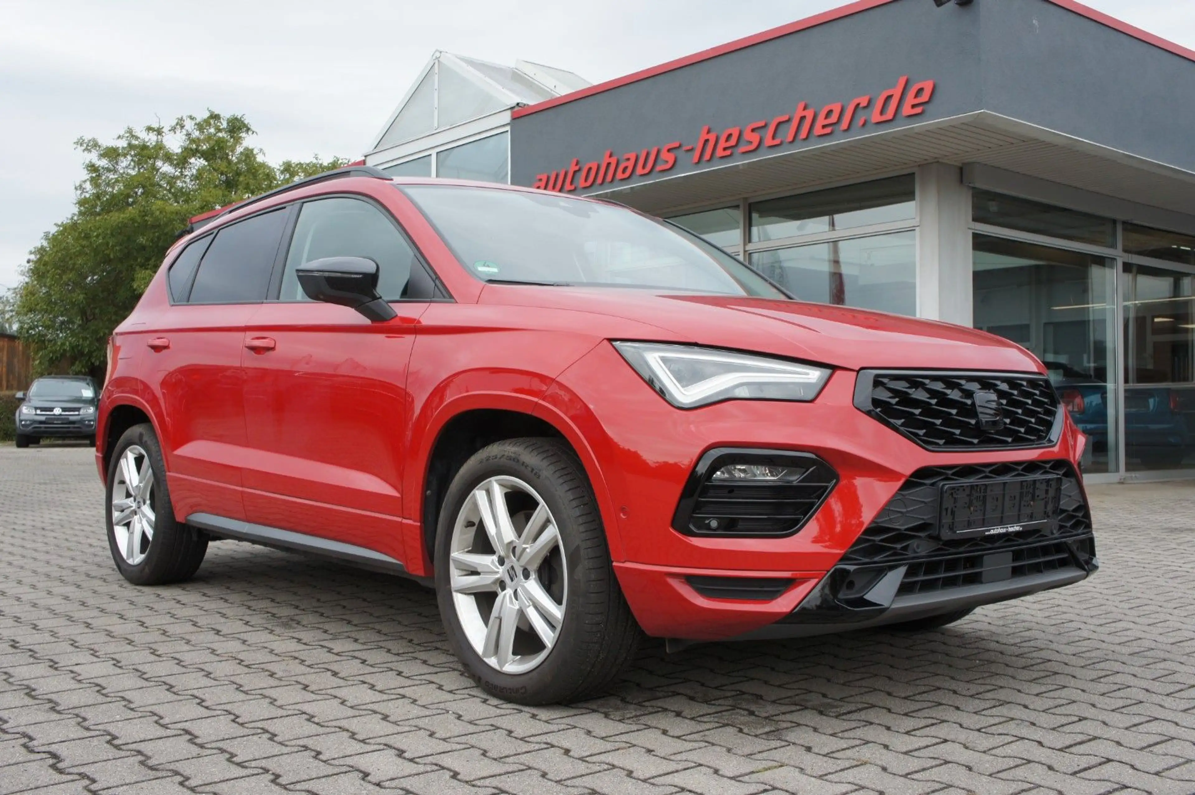SEAT Ateca FR 2.0 TDI 4Drive DSG *LED*STANDHZG*AHK* — photo 2