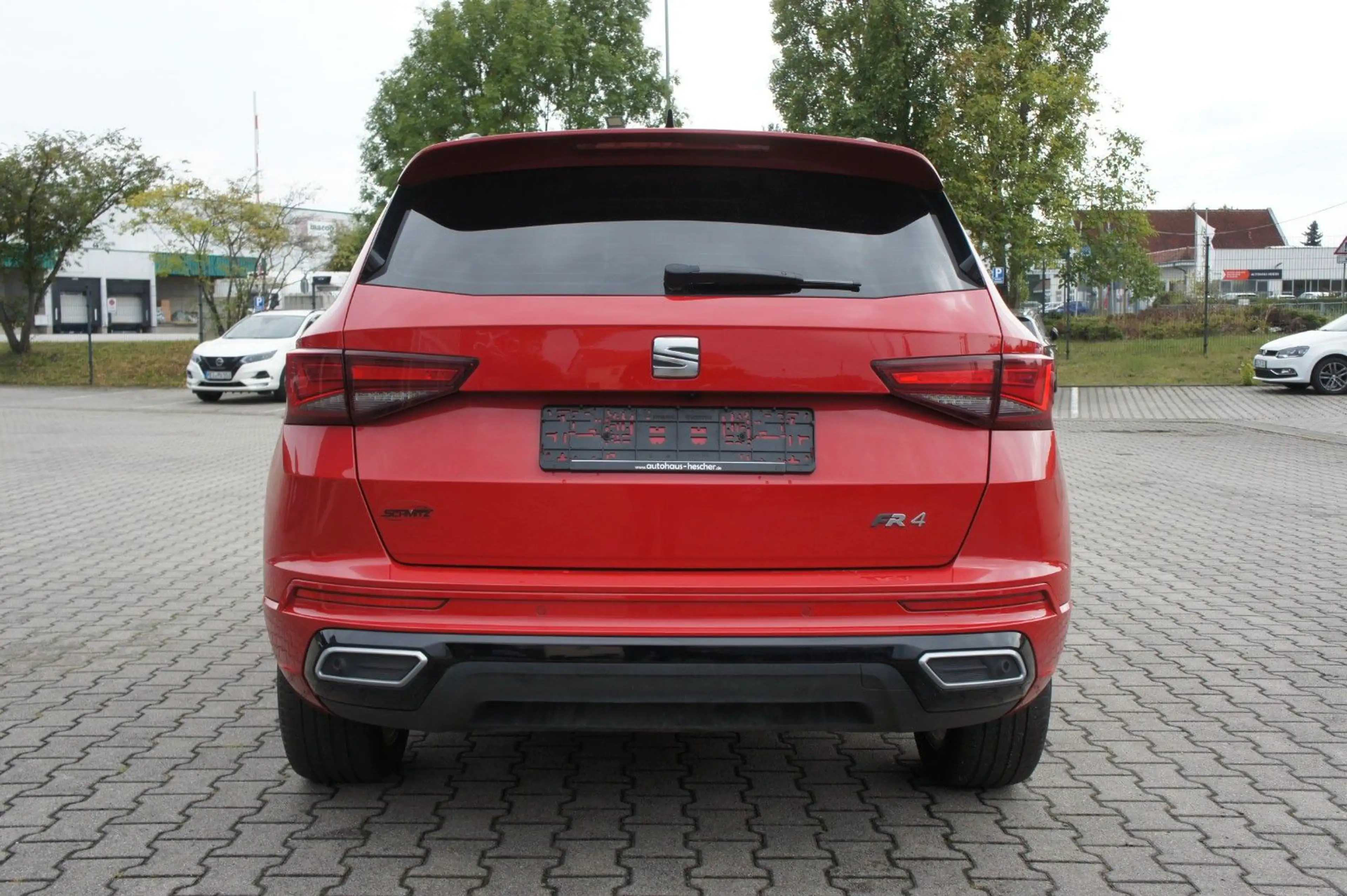 SEAT Ateca FR 2.0 TDI 4Drive DSG *LED*STANDHZG*AHK* — photo 7