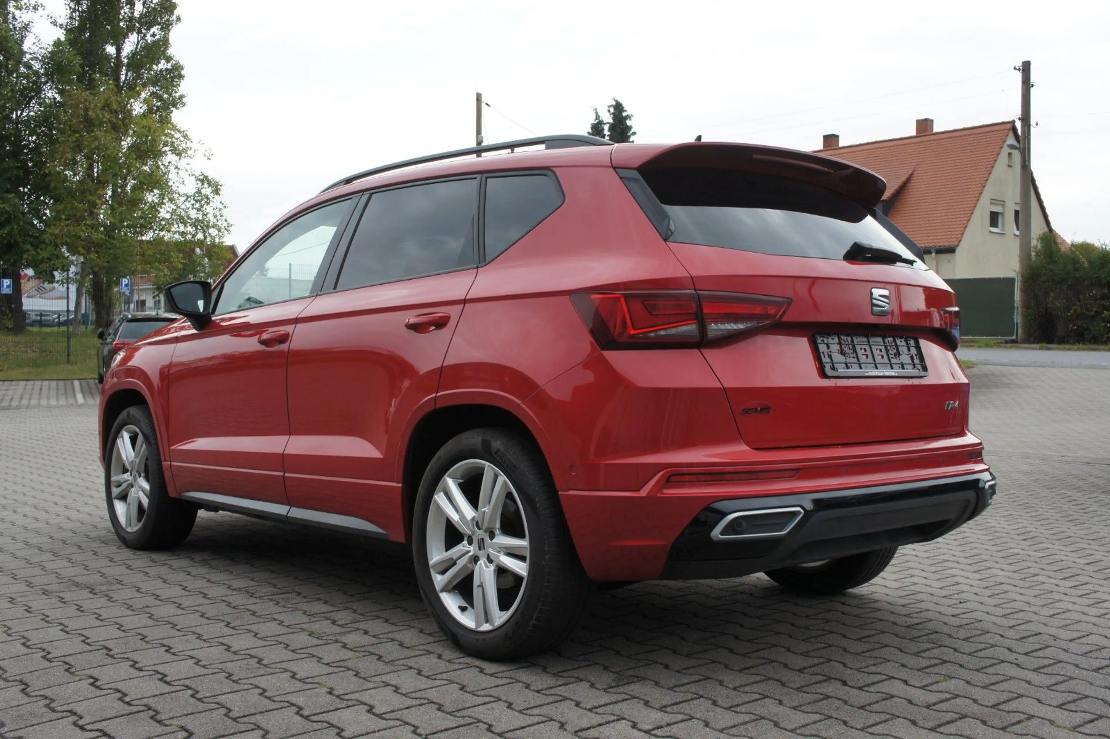 SEAT Ateca FR 2.0 TDI 4Drive DSG *LED*STANDHZG*AHK* — photo 6