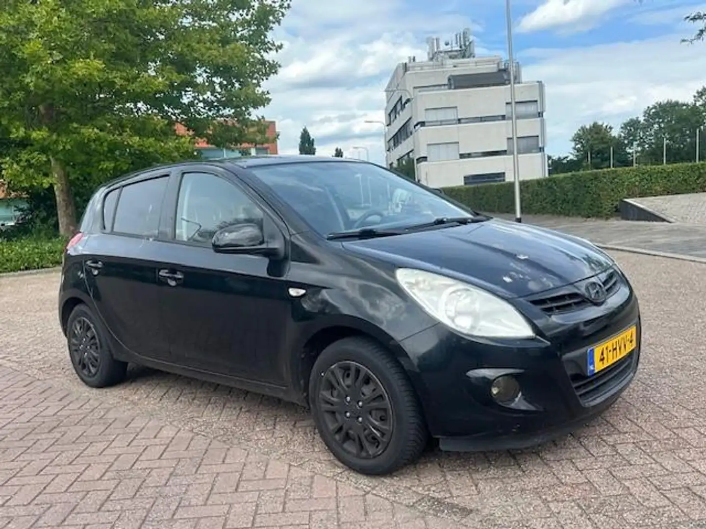 Hyundai i20 1.4i DynamicVersion.bj.2009.kleur:zwart.5 deurs.ai Fekete - 2