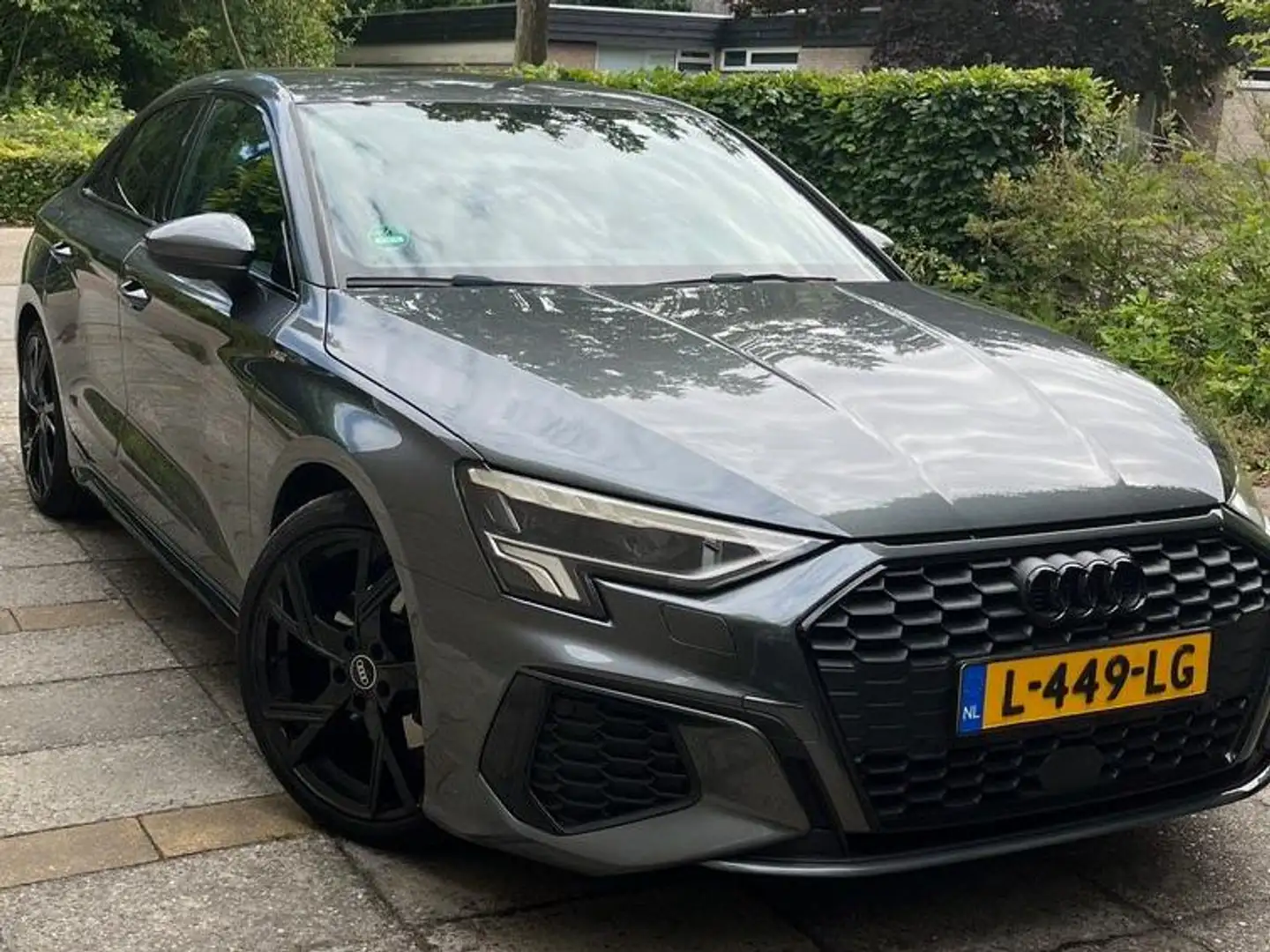 Audi A3 35 TFSI BLACK EDITION S-LINE 19' LMV | GARANTIE Grijs - 1