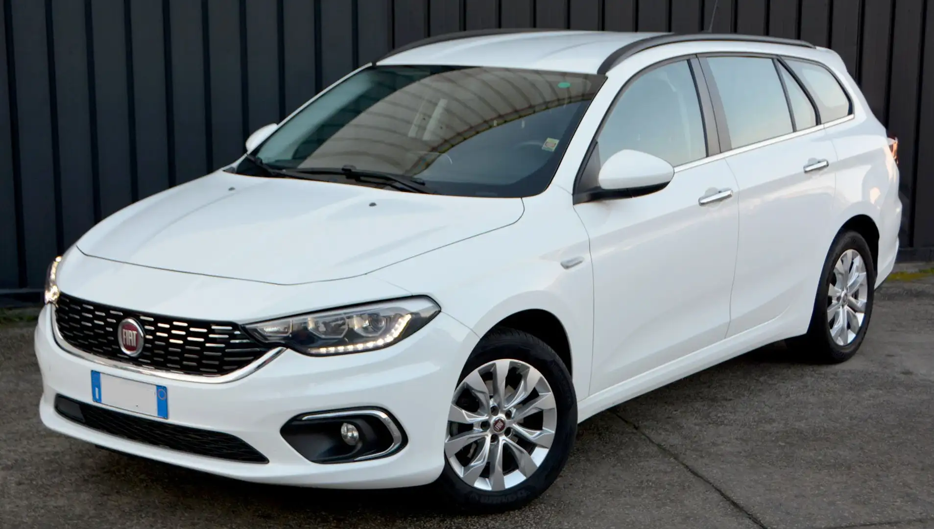 Fiat Tipo SW 1.6 mjt 120cv Lounge AUTOMATICA *GARANZIA* Bianco - 2