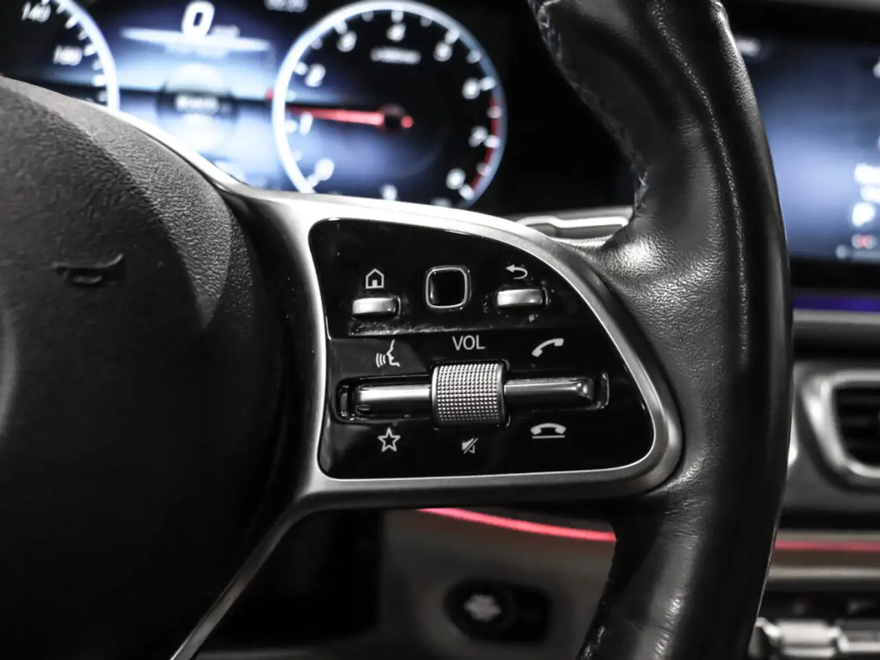 Mercedes-Benz GLE снимка Mercedes-Benz GLE
