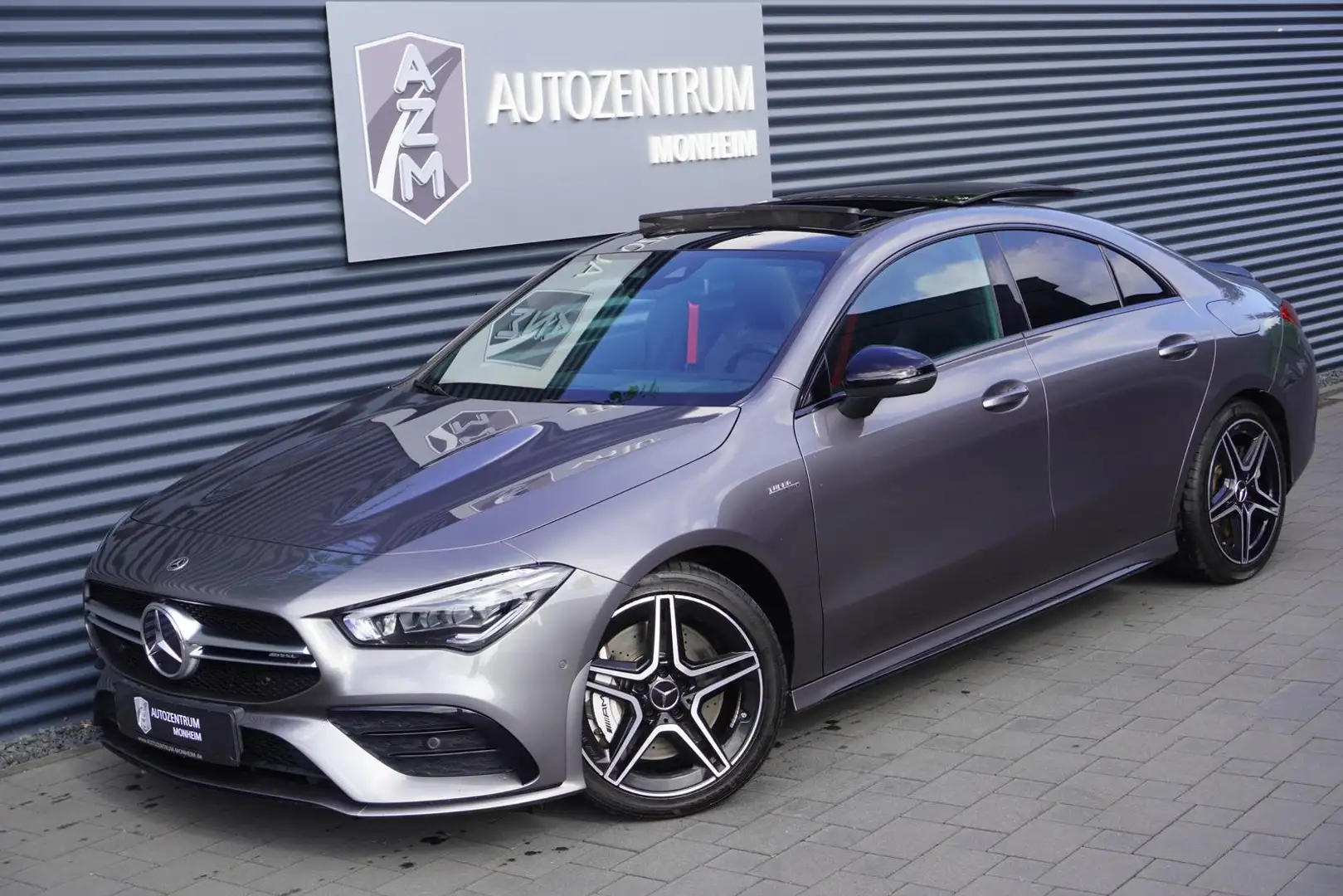 Mercedes-Benz CLA 35 AMG |ALLRAD|PANO|WIDESCREEN|NIGHT|HEAD-UP| Grau - 1