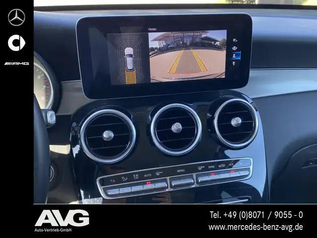 Mercedes-Benz GLC view 12