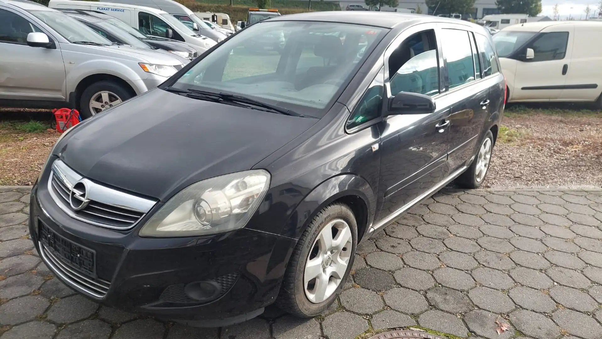 Opel Zafira Edition Černá - 1