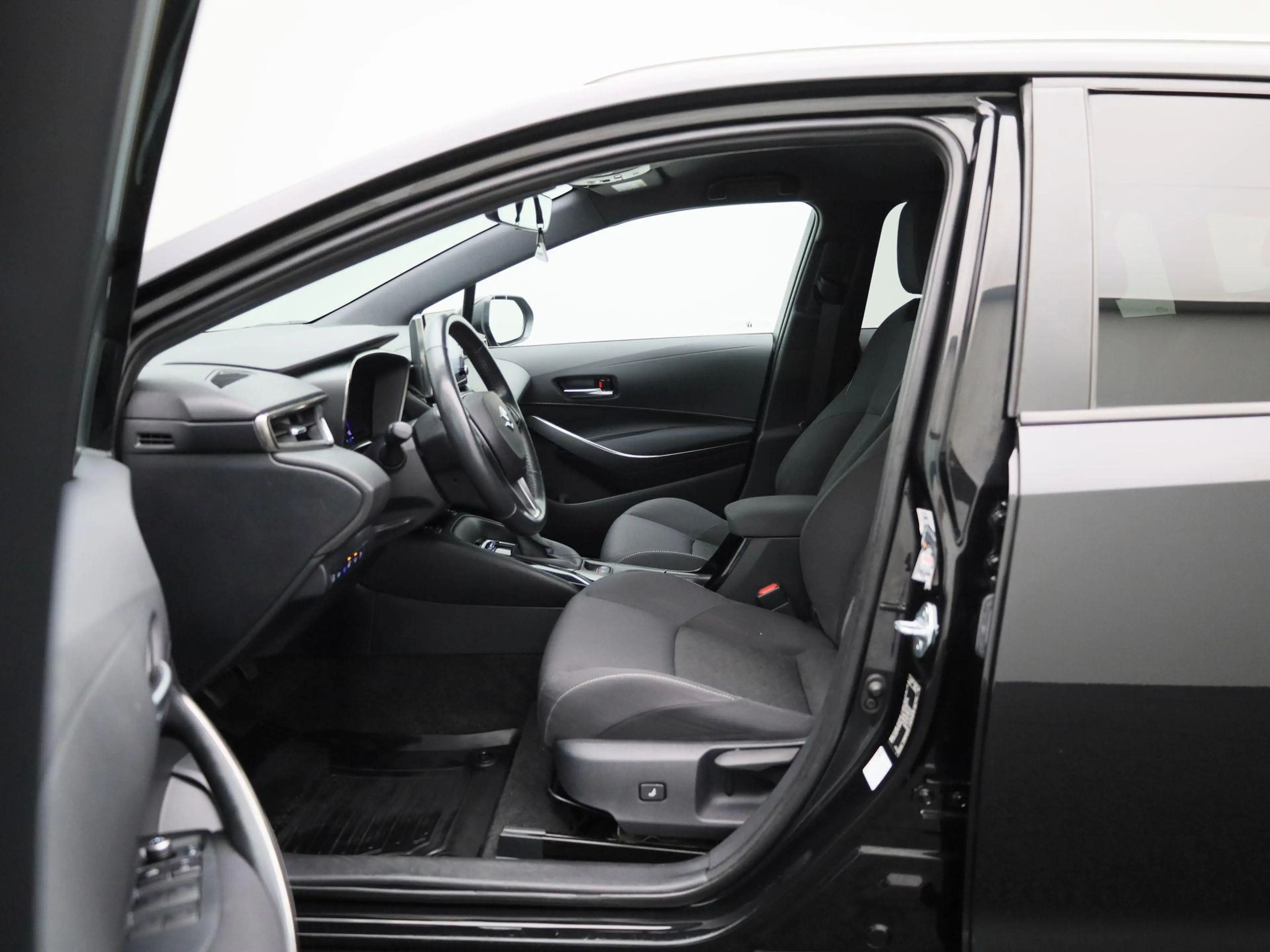 Suzuki Swace 1.8 Hybrid Style | Automaat | Stoel verwarming | V — photo 9